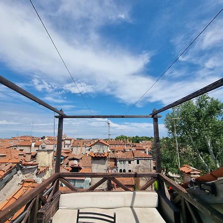 Biennale Terrace Apartment Venesia Bagian luar foto