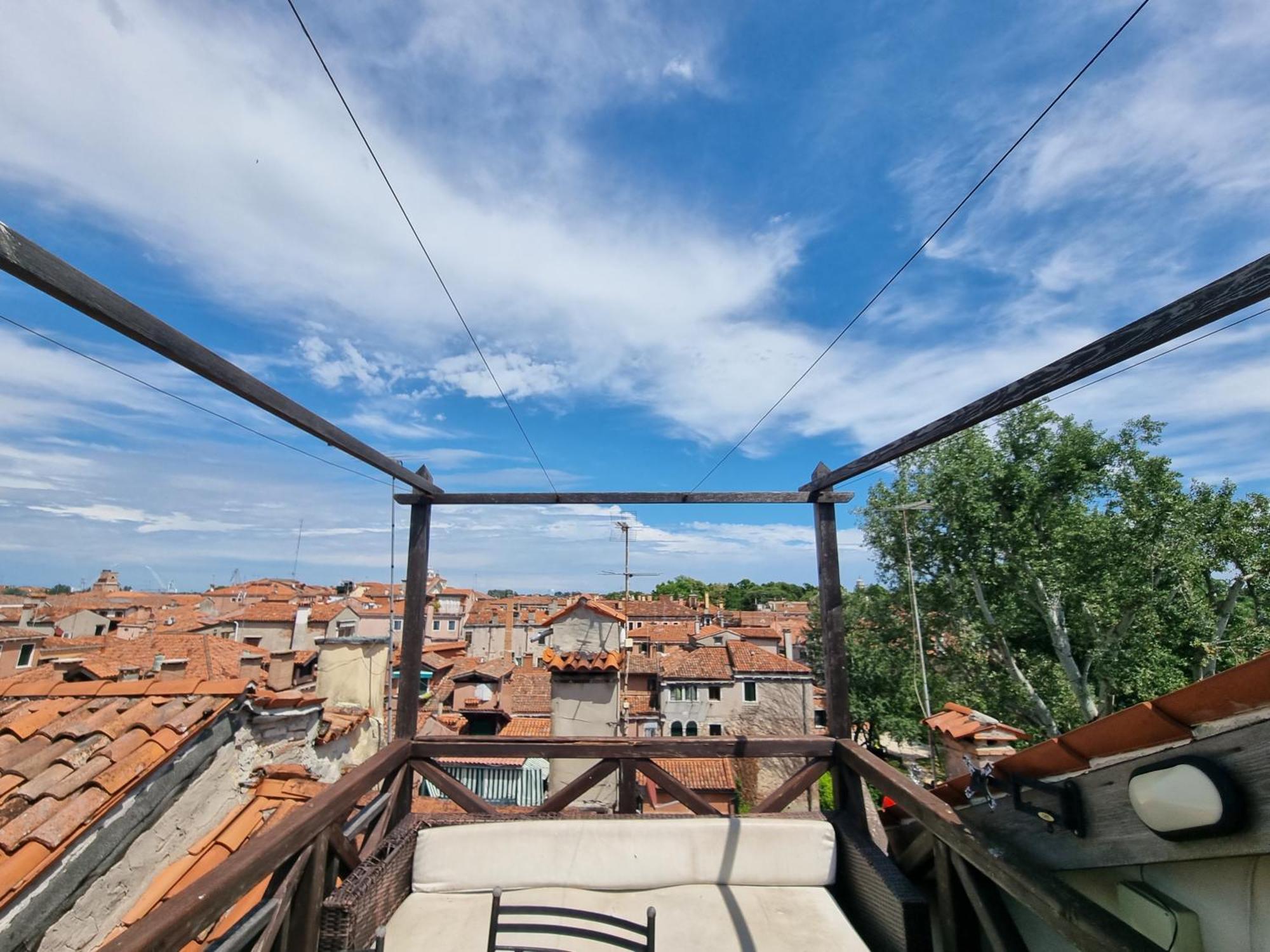 Biennale Terrace Apartment Venesia Bagian luar foto
